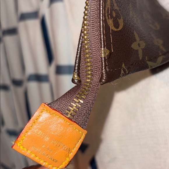 Authentic Louis Vuitton brown poche toilette vintage Monogram Clutch Wristlet - Picture 5 of 14